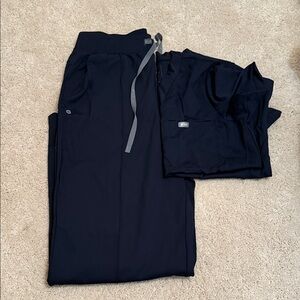 Figs FormX Scrub Set